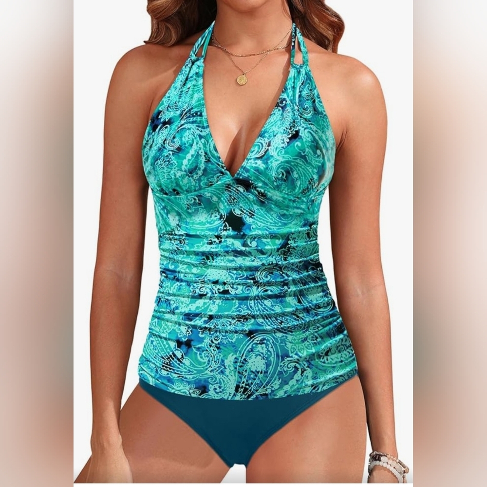 Younique Teal Paisley Top With Solid Bottoms Size Large